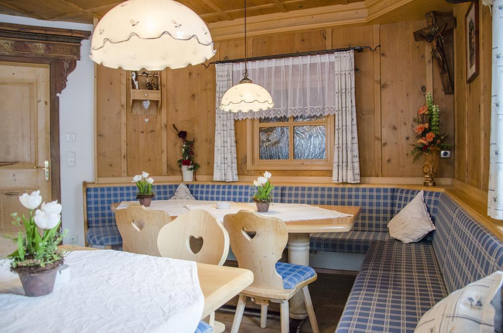 Hotel Garni Alpenhof ايشجل المظهر الخارجي الصورة