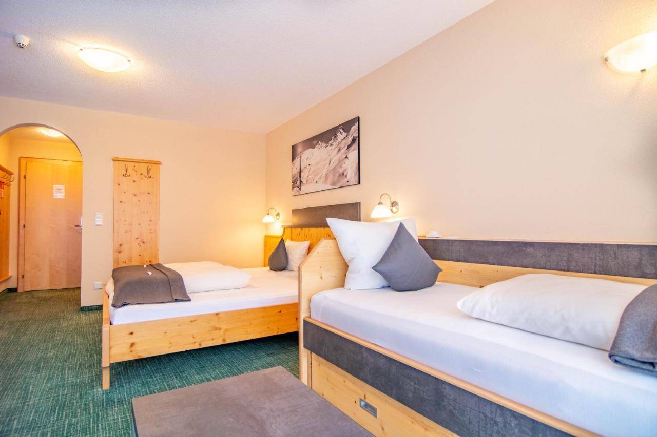 Hotel Garni Alpenhof ايشجل المظهر الخارجي الصورة