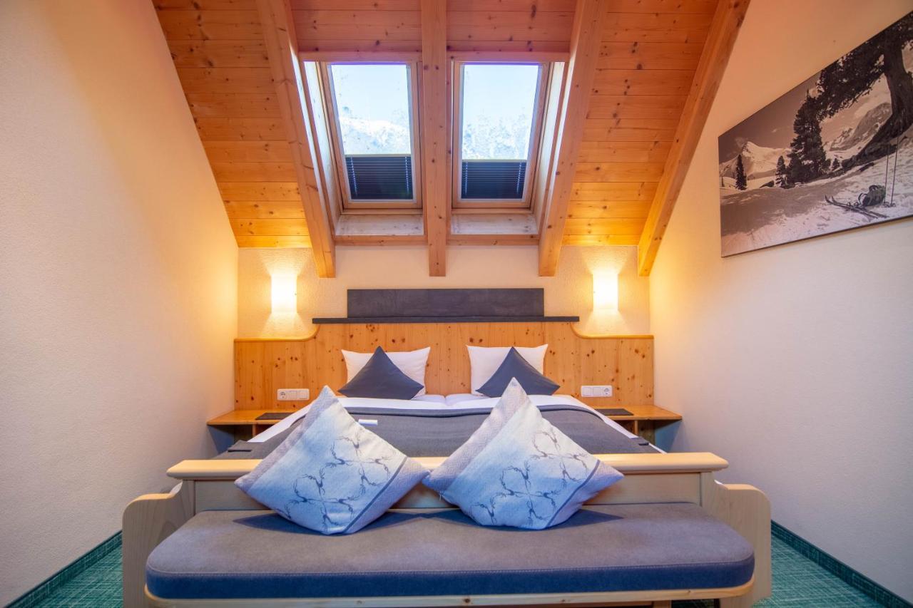 Hotel Garni Alpenhof ايشجل المظهر الخارجي الصورة