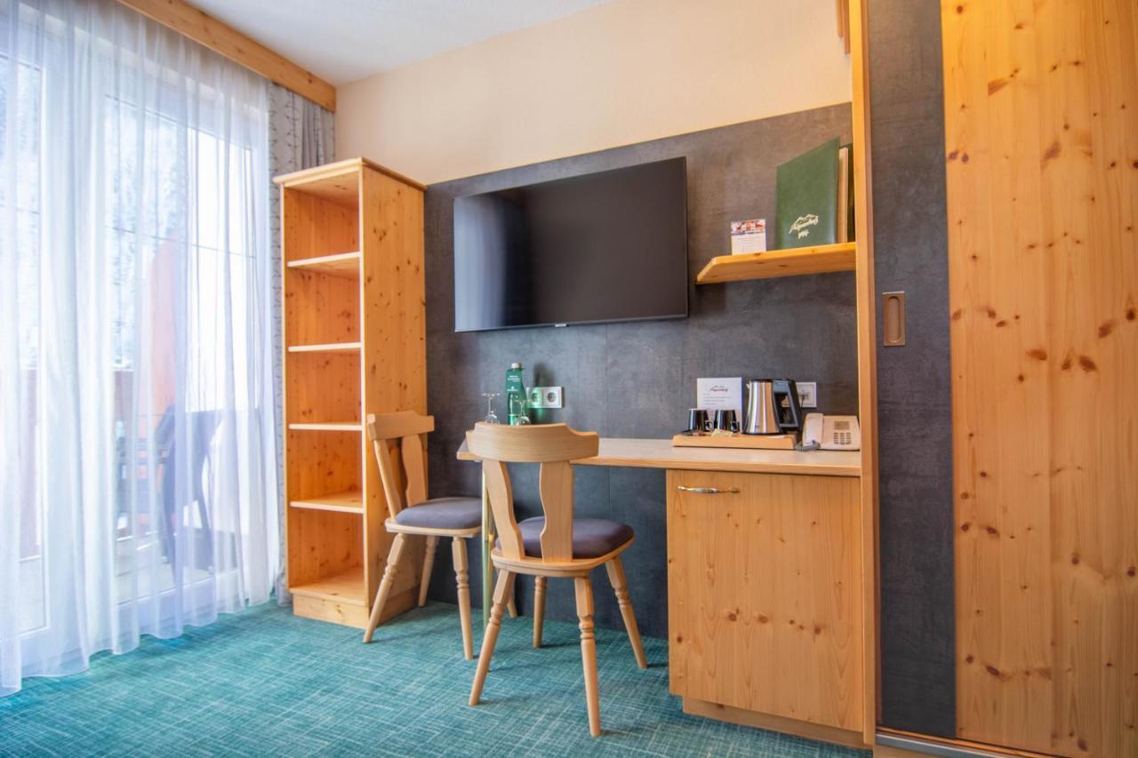 Hotel Garni Alpenhof ايشجل المظهر الخارجي الصورة