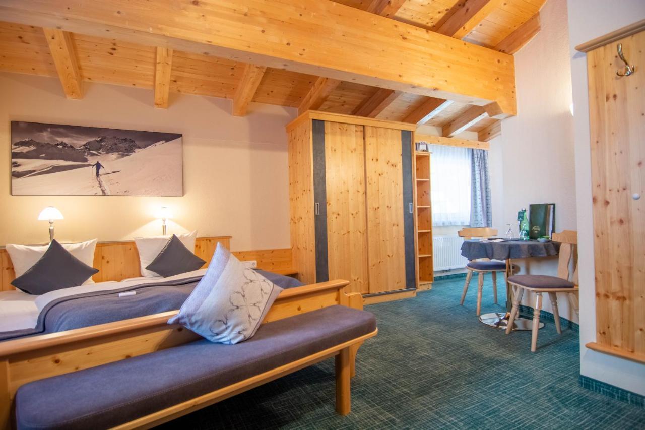 Hotel Garni Alpenhof ايشجل المظهر الخارجي الصورة