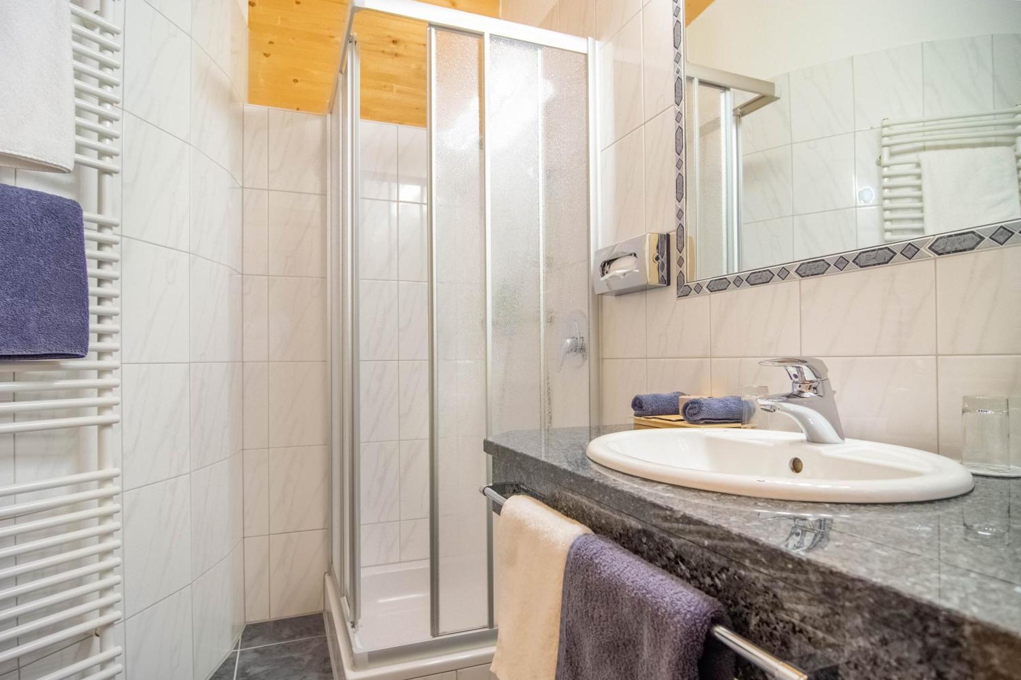 Hotel Garni Alpenhof ايشجل المظهر الخارجي الصورة