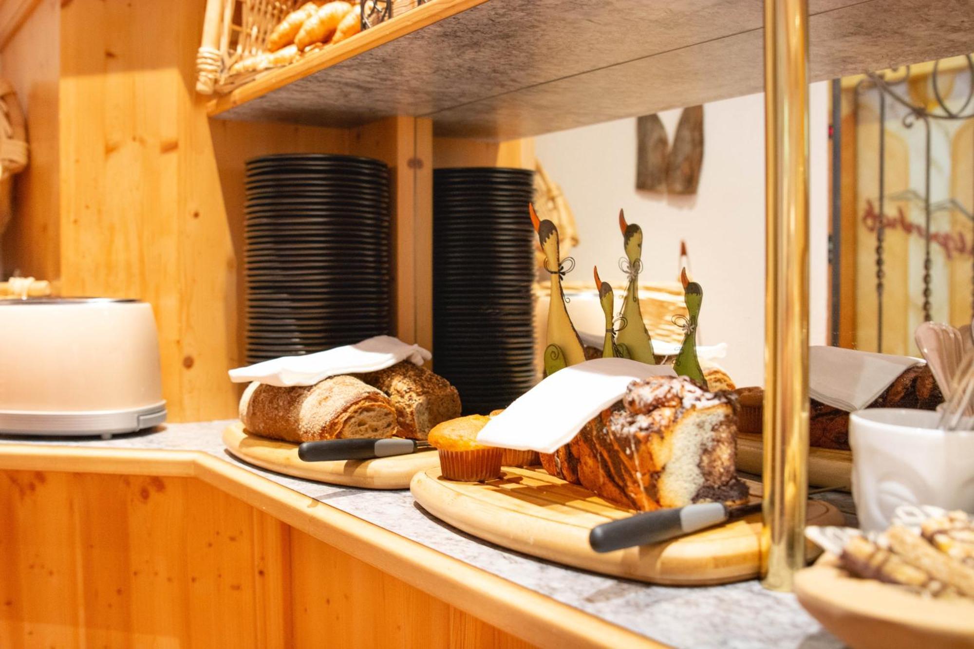 Hotel Garni Alpenhof ايشجل المظهر الخارجي الصورة
