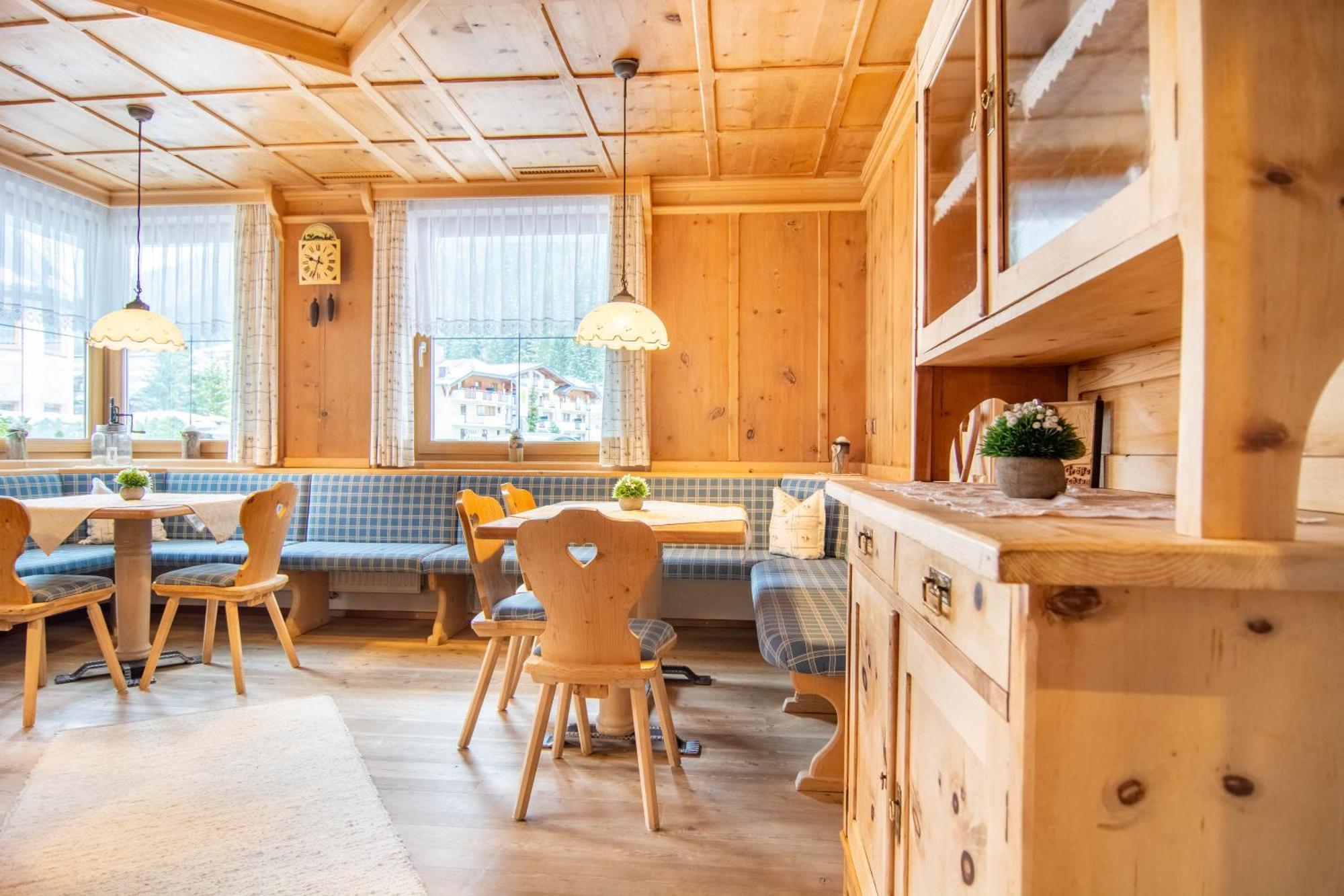 Hotel Garni Alpenhof ايشجل المظهر الخارجي الصورة